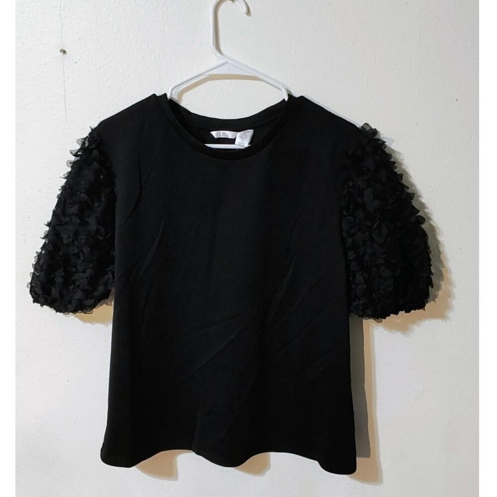 Kaktus Black Short Sleeve Shirt with puffy mesh sleeves
